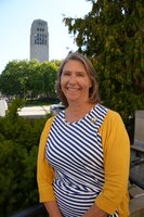 Portrait of Vicki Ellingrod